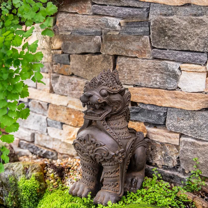 Wesco Necklaces Chinte Burmese Lion Guardian Statue