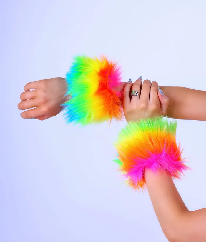 FULL OUTFIT Fuzzy Rainbow Dream Diva 5 pcs THE LUMI SHOP Necklaces