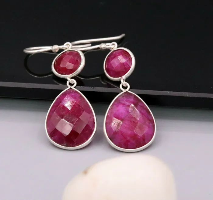 Earrings TRIBAL ORNAMENTS Excellent simulated ruby 925 sterling silver stylish wedding girls stud s166