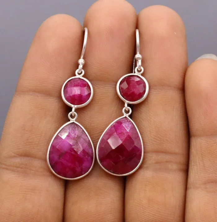 Earrings TRIBAL ORNAMENTS Excellent simulated ruby 925 sterling silver stylish wedding girls stud s166