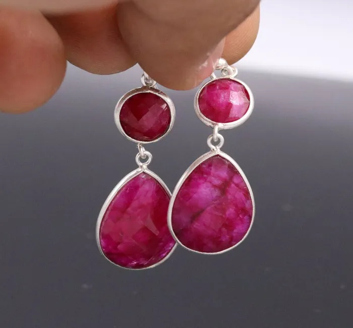 Earrings TRIBAL ORNAMENTS Excellent simulated ruby 925 sterling silver stylish wedding girls stud s166