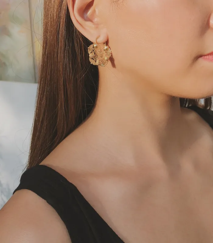 Felicia Creolla Earrings AMAMI Earrings