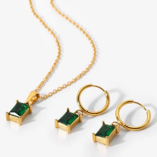 Necklaces 18K GoldFilled Emerald Square Pendant Necklace Set Jewelvers