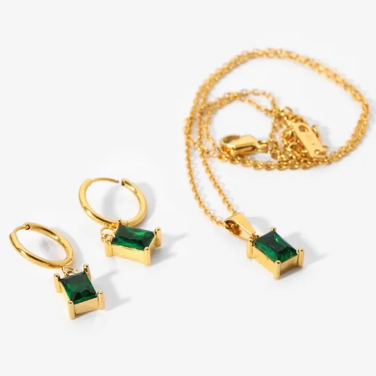 Necklaces 18K GoldFilled Emerald Square Pendant Necklace Set Jewelvers