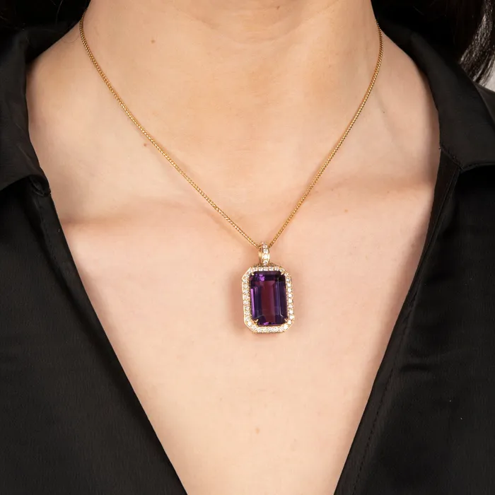 PreOwned Amethyst and Diamond Pendant STORE 5a Necklaces