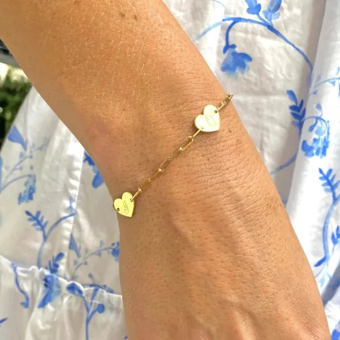 Bracelets Aurelia Demark Aurelia Demark 18K Gold Delicate Three Hearts Bracelet