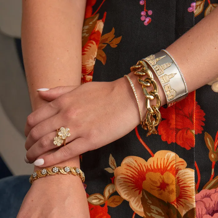 Croghans Bracelets Vintage Floral Diamond Cluster 18K Gold Leaf Bracelet