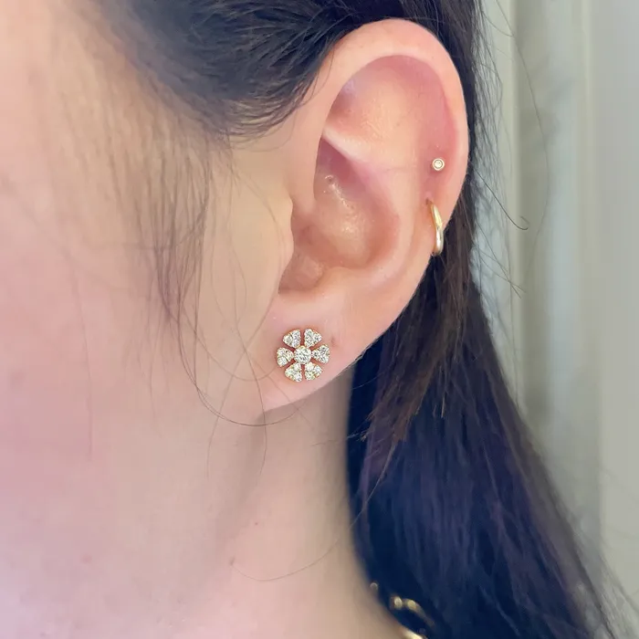 Earrings Croghans 50ctw Diamond 14K Yellow Gold Daisy Stud Earrings