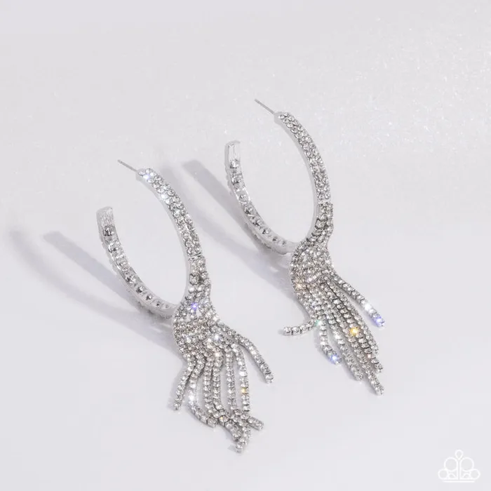 Earrings Paparazzi Earring JawDropping Jubilee white Paparazzi Jewelry Earrings Paparazzi Earring JawDropping Jubilee white Paparazzi Jewelry