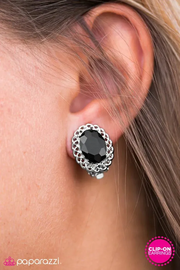 Earrings Paparazzi Earring Royal CHAIN Black Paparazzi Jewelry
