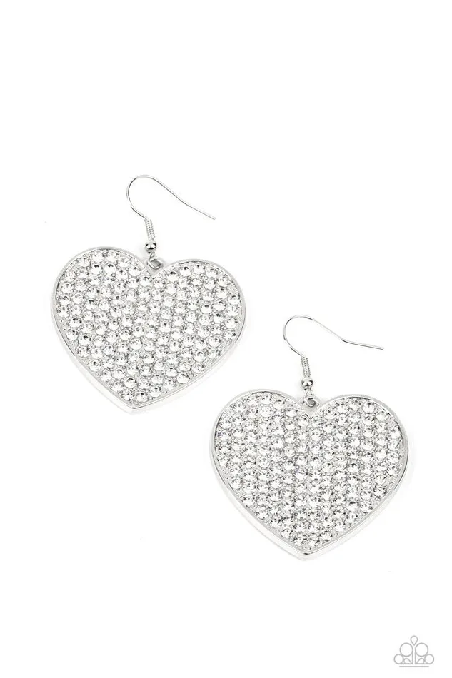 Earrings Paparazzi Jewelry Paparazzi Earring Romantic Reign White