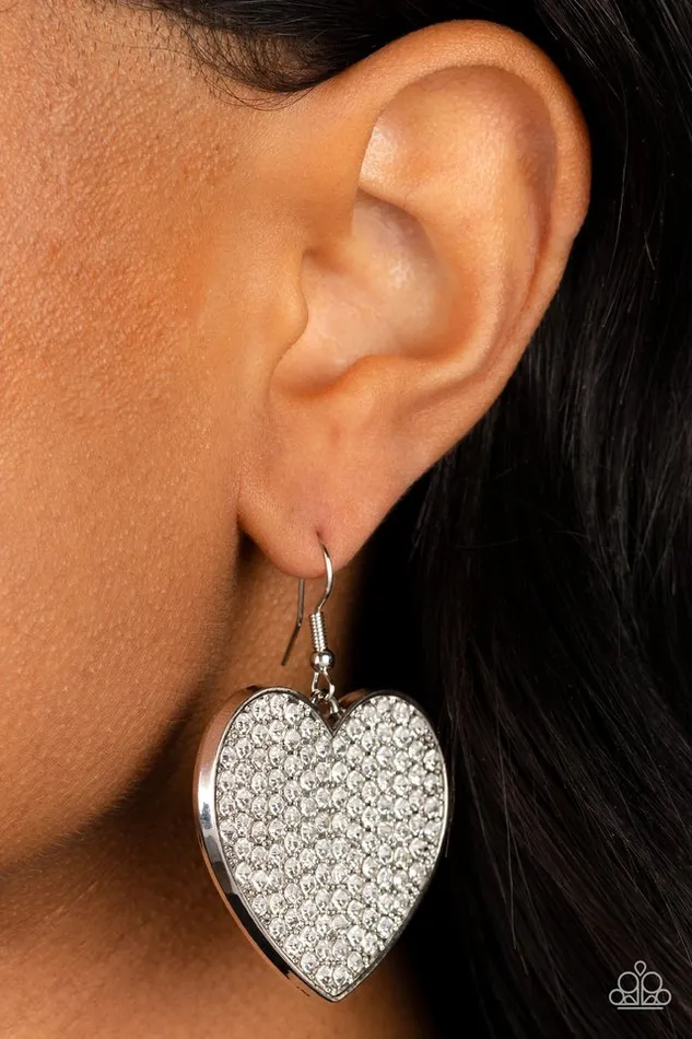 Earrings Paparazzi Jewelry Paparazzi Earring Romantic Reign White