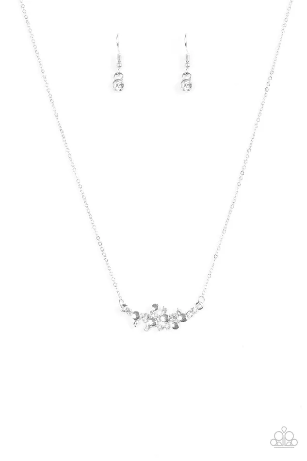 Necklaces Paparazzi Jewelry Paparazzi Necklace Star Gazing Shimmer White