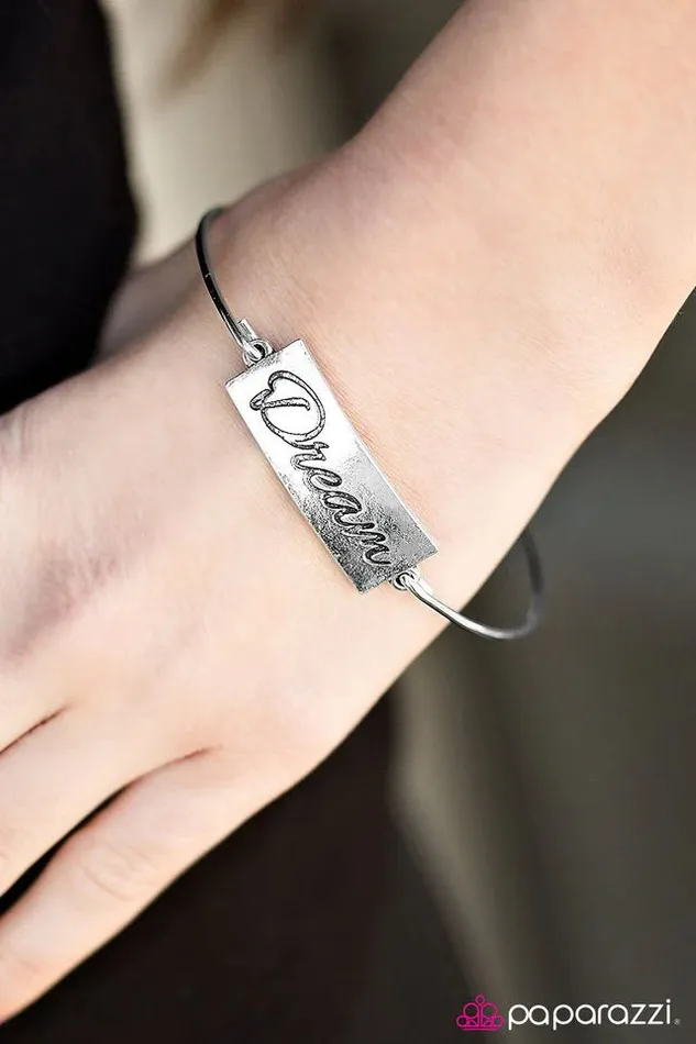 Paparazzi Bracelet Dream Chaser Silver Paparazzi Jewelry Bracelets