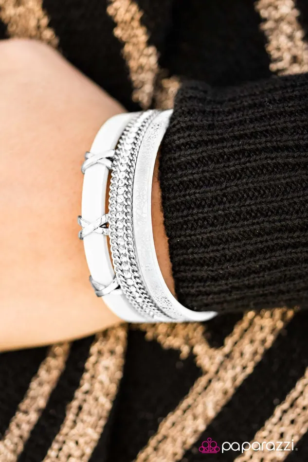 Paparazzi Bracelet Go The Xtra Mile White Paparazzi Jewelry Bracelets