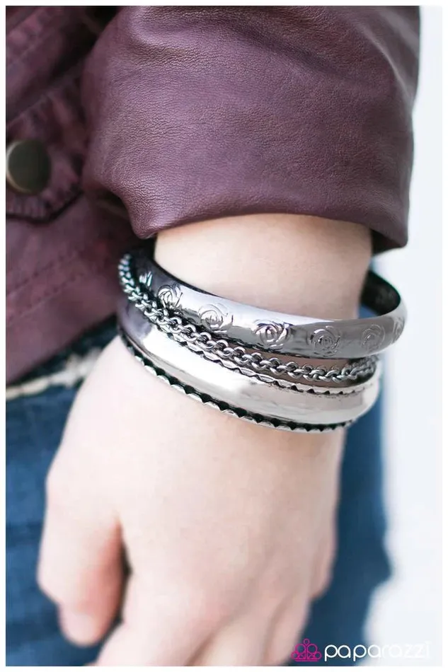 Paparazzi Jewelry Bracelets Paparazzi Bracelet A Slap On The Wrist Black