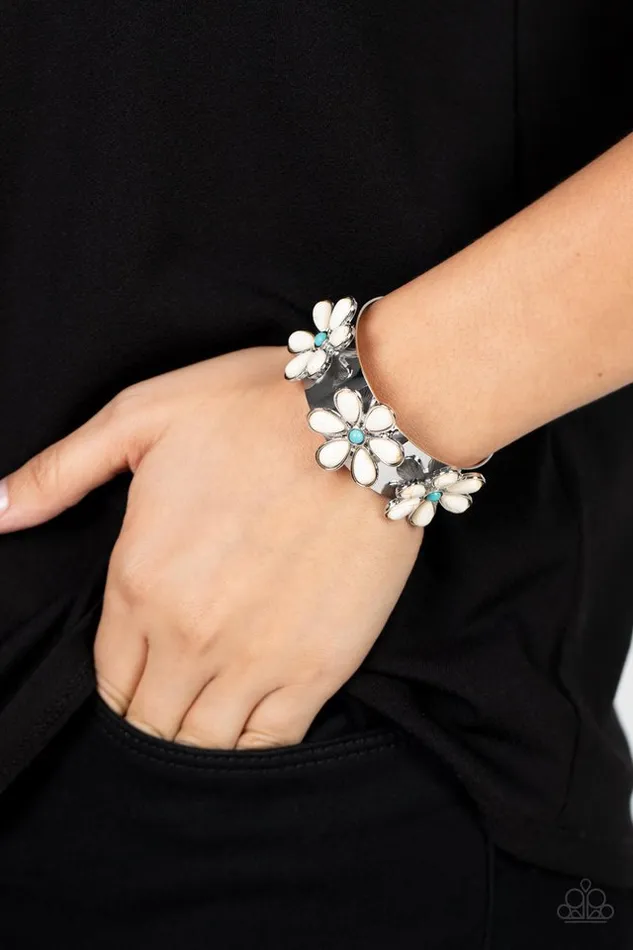 Paparazzi Jewelry Bracelets Paparazzi Bracelet Desert Flower Patch Multi