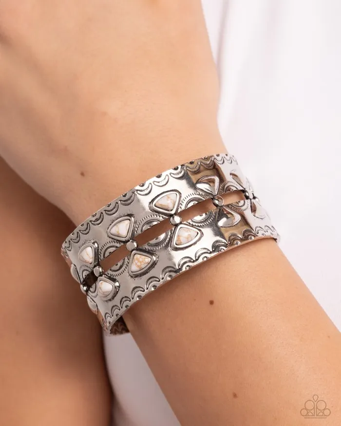 Paparazzi Jewelry Bracelets Paparazzi Bracelet Harmonious Haven White