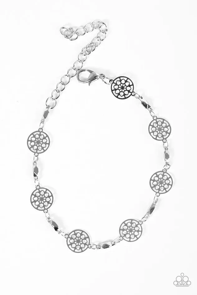 Paparazzi Jewelry Bracelets Paparazzi Bracelet Only Time WHEEL Tell Silver