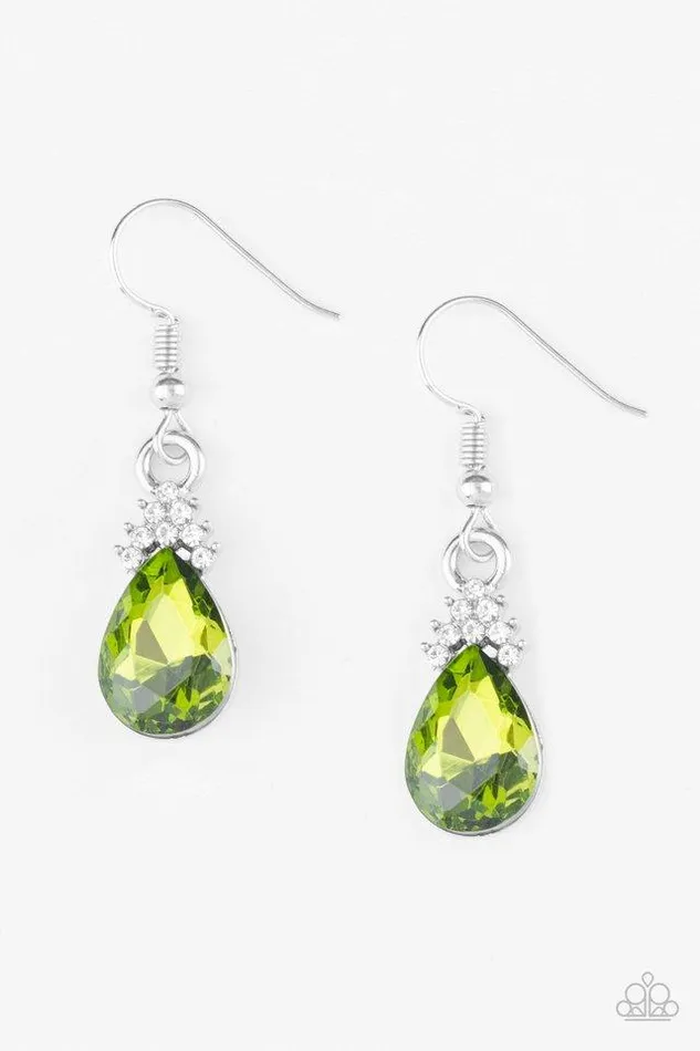 Paparazzi Jewelry Earrings Paparazzi Earring 5th Avenue Fireworks Green