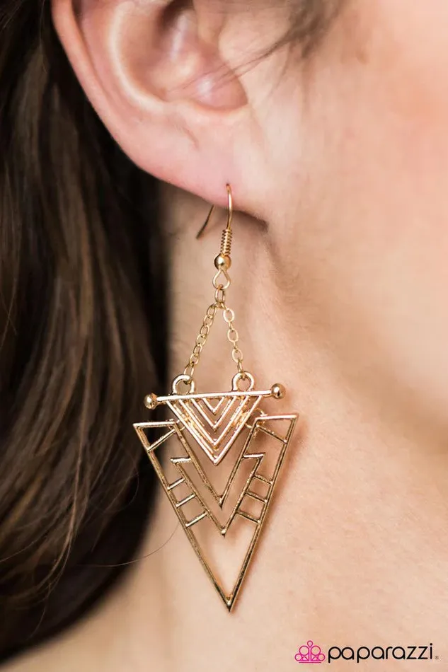 Paparazzi Jewelry Earrings Paparazzi Earring Aztec Edge Gold