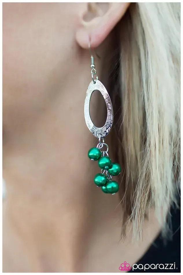 Paparazzi Jewelry Earrings Paparazzi Earring Monte Carlo Green