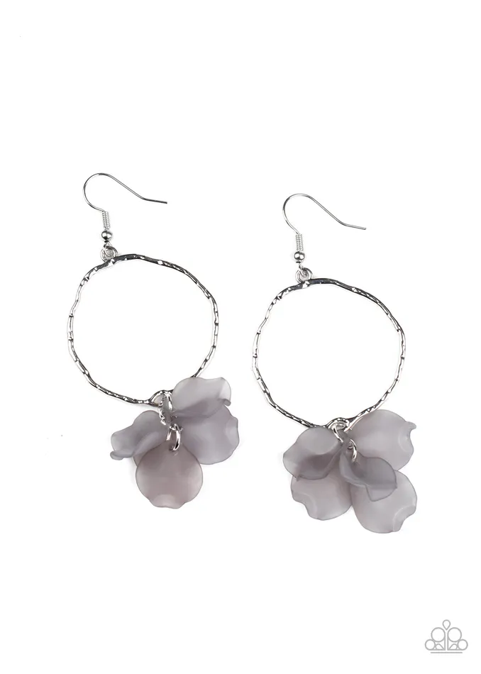 Paparazzi Jewelry Earrings Paparazzi Earring Petals On The Floor Silver Paparazzi Jewelry Earrings Paparazzi Earring Petals On The Floor Silver