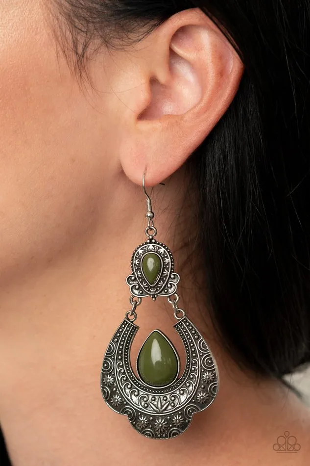 Paparazzi Jewelry Earrings Paparazzi Earring Rise and Roam Green