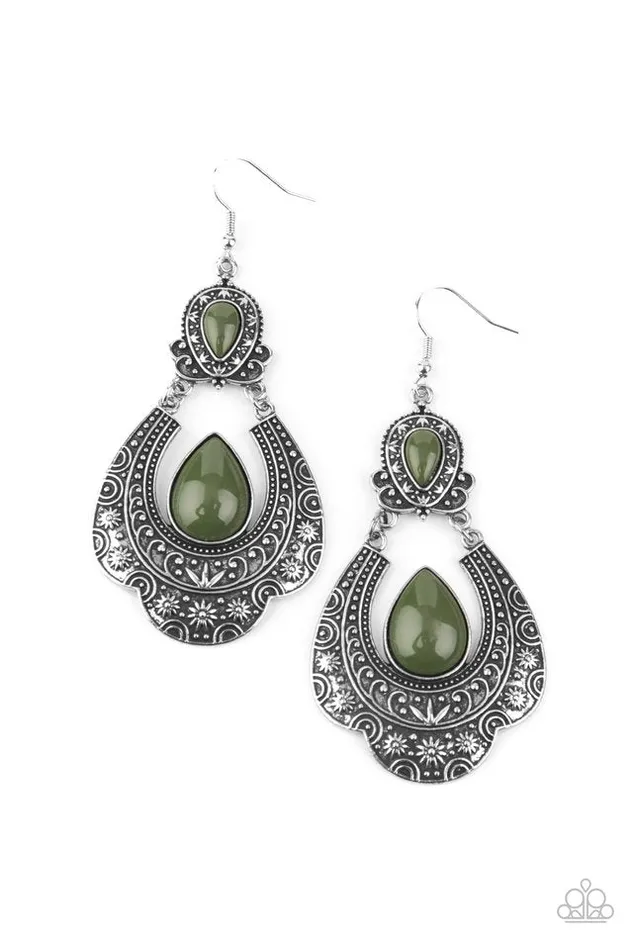 Paparazzi Jewelry Earrings Paparazzi Earring Rise and Roam Green