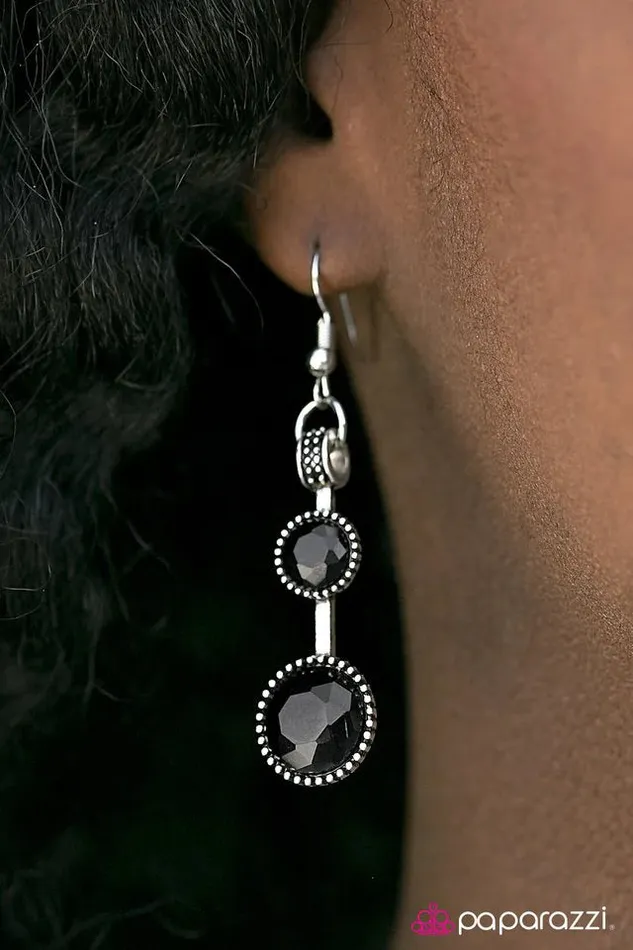Paparazzi Jewelry Earrings Paparazzi Earring The SPARKest Hour Black