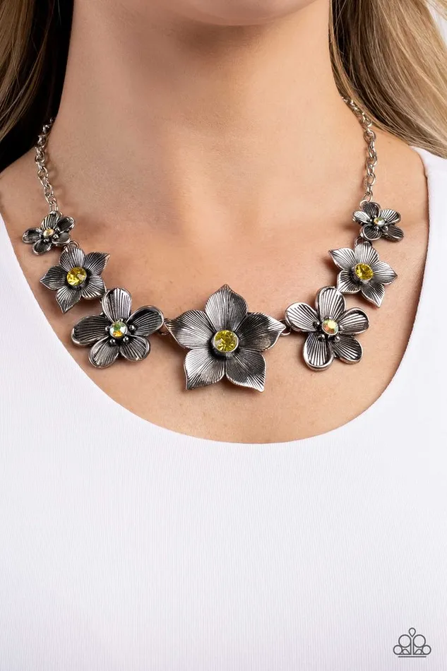 Paparazzi Jewelry Necklaces Paparazzi Necklace Free FLORAL Yellow