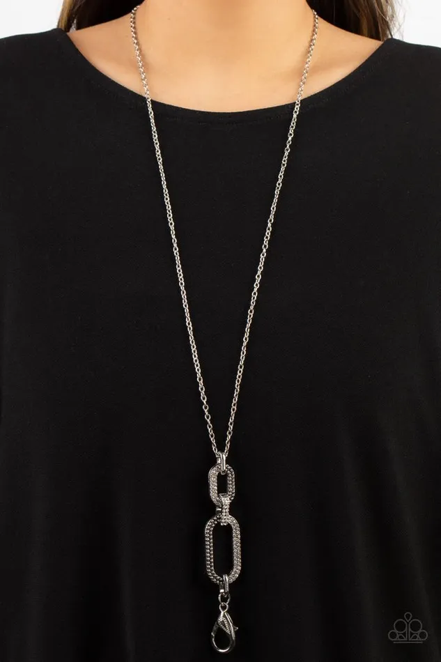 Paparazzi Jewelry Necklaces Paparazzi Necklace OVALStatement of the Year White