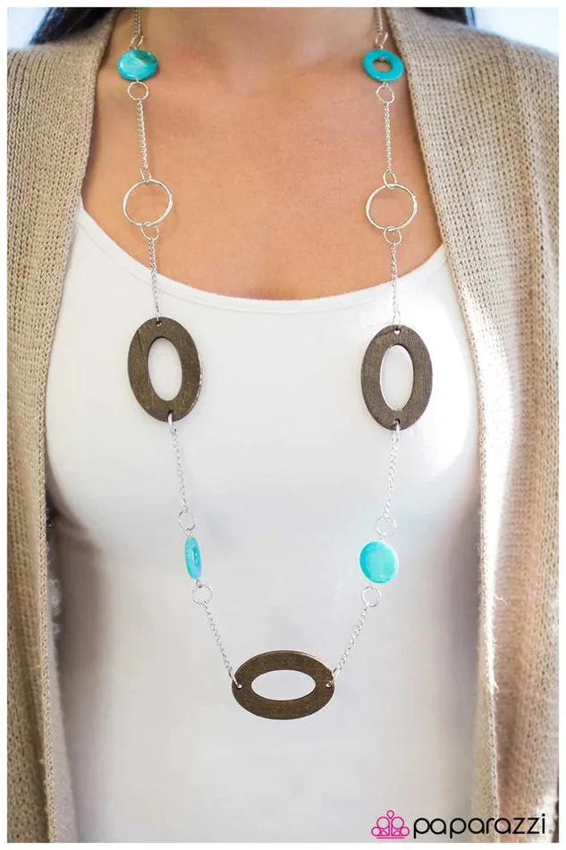 Paparazzi Jewelry Necklaces Paparazzi Necklace See the Distinction Blue