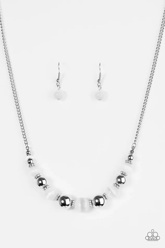 Paparazzi Jewelry Necklaces Paparazzi Necklace Upper GLASS White