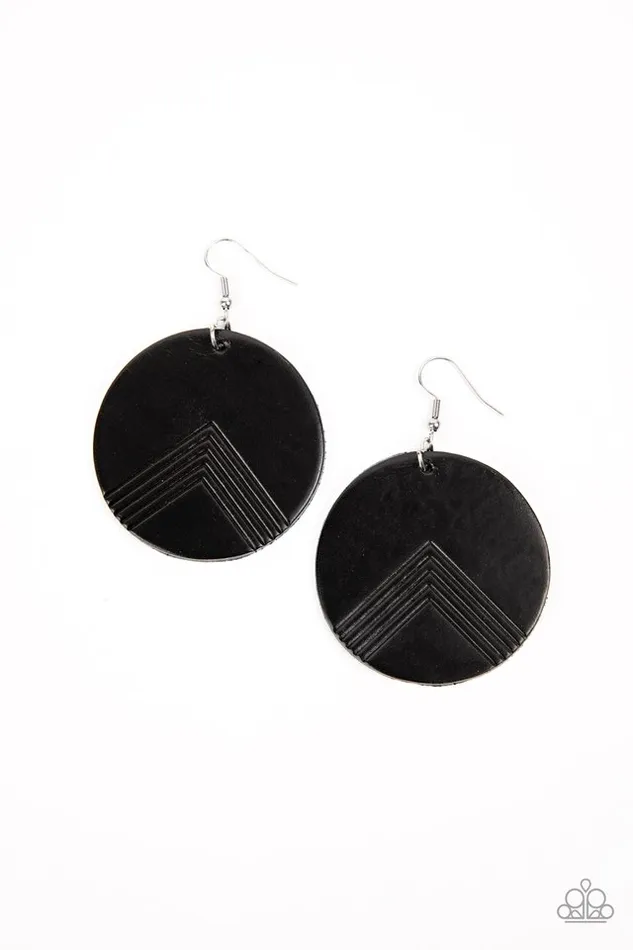 Paparazzi Jewelry Paparazzi Earring On the Edge of Edgy Black Earrings Paparazzi Jewelry Paparazzi Earring On the Edge of Edgy Black Earrings