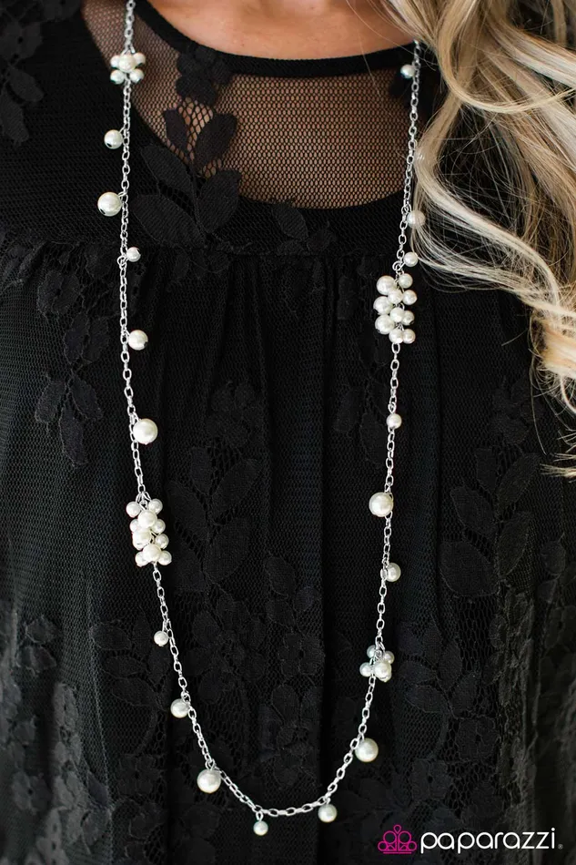 Paparazzi Jewelry Paparazzi Necklace Beautifully Baroque White Necklaces