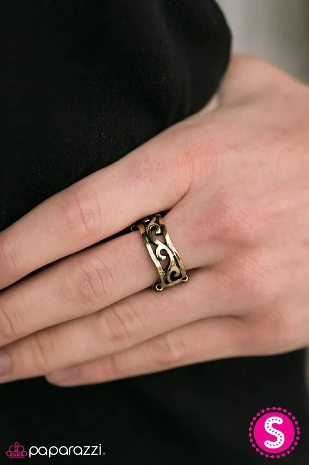 Paparazzi Jewelry Rings Paparazzi Ring Beneath The Waves Brass