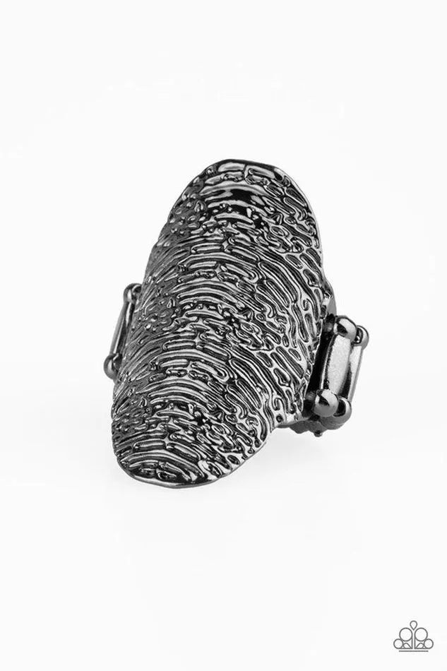 Paparazzi Ring RecordBreaking Ripple Black Paparazzi Jewelry Rings