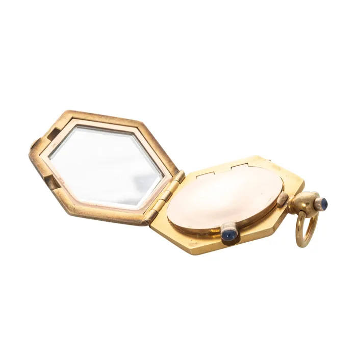 PreStyled Sets Croghans Art Deco Sapphire Hammered 14K Yellow Gold Compact Pendant