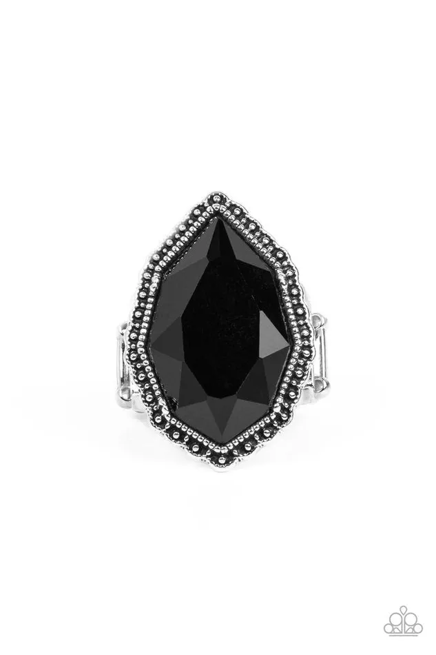 Rings Paparazzi Jewelry Paparazzi Ring AvantGRANDEUR Black Rings Paparazzi Jewelry Paparazzi Ring AvantGRANDEUR Black