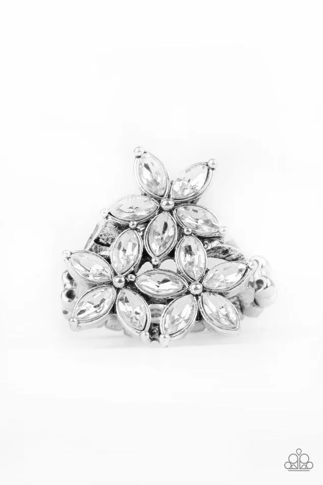 Rings Paparazzi Jewelry Paparazzi Ring Gardenia Grandeur White