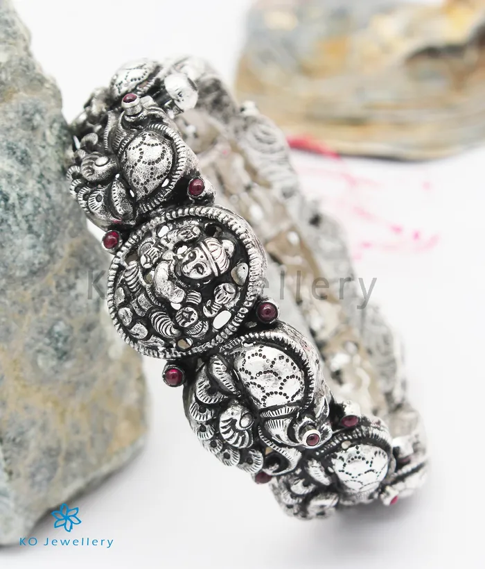 Bracelets Silversmith The Sindhura Silver Lakshmi Peacock Bracelet OxidisedSize 22242628
