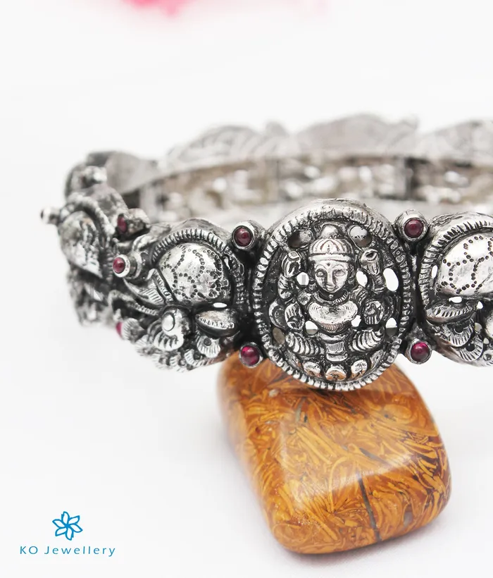 Bracelets Silversmith The Sindhura Silver Lakshmi Peacock Bracelet OxidisedSize 22242628