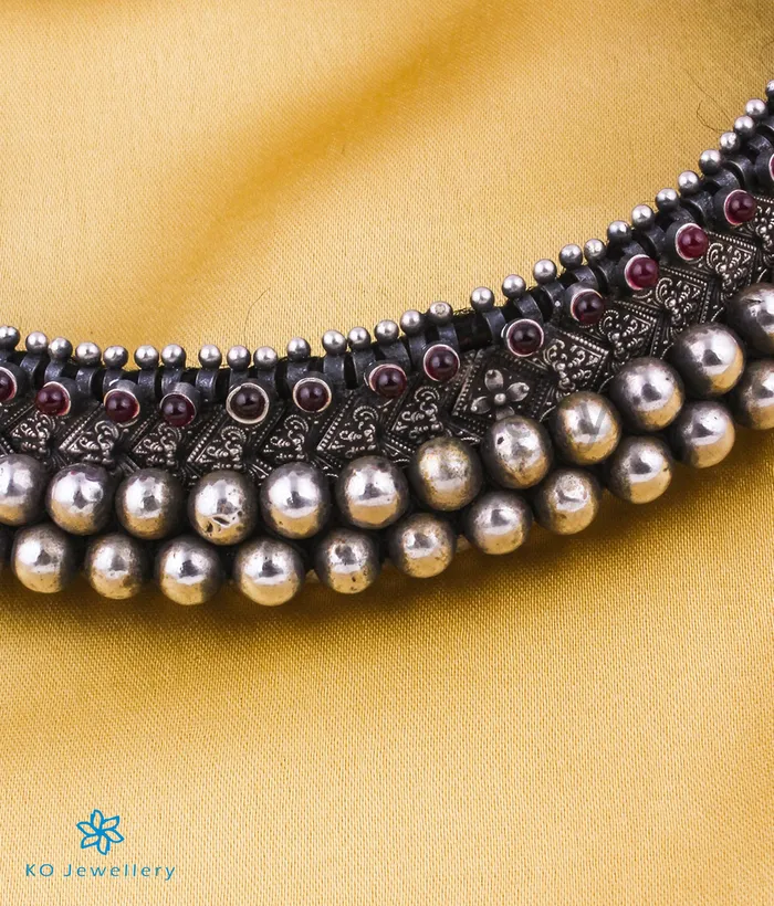 Necklaces Kolhapur The Tanmayi Silver Maharastrian Thushi Necklace