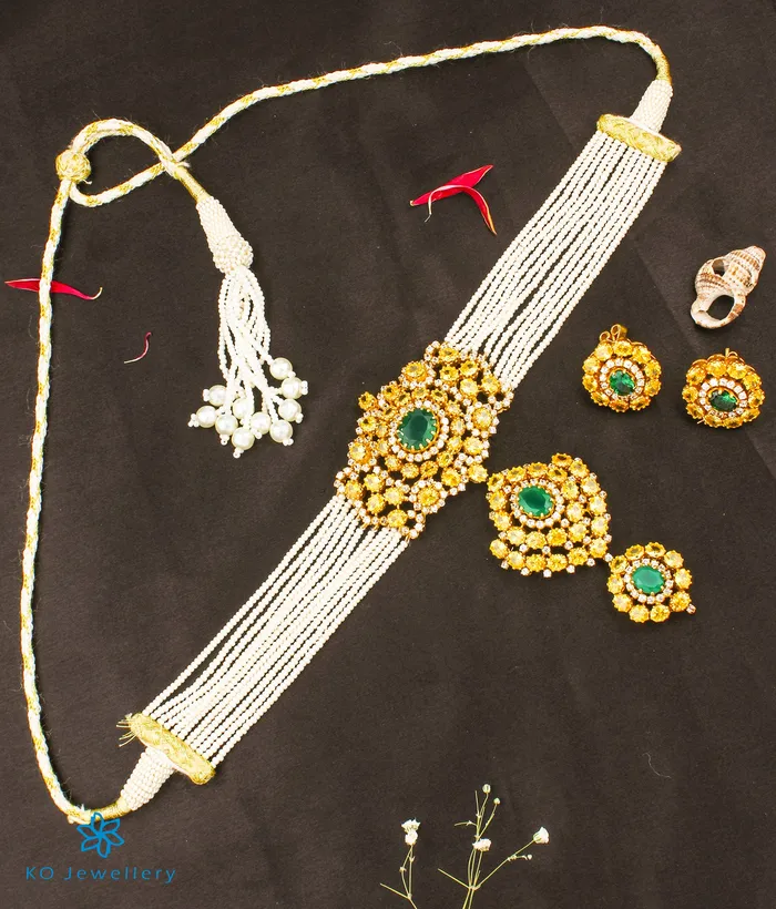 Necklaces kundan The Chayana Silver Pearl Necklace Set Green