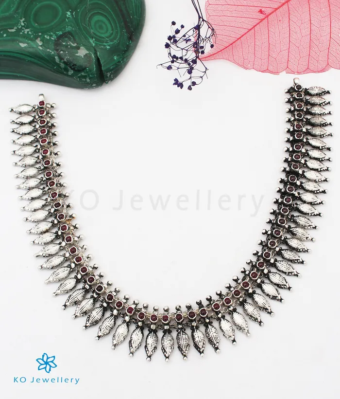 Necklaces Silversmith The Mridula Silver Necklace RedOxidised
