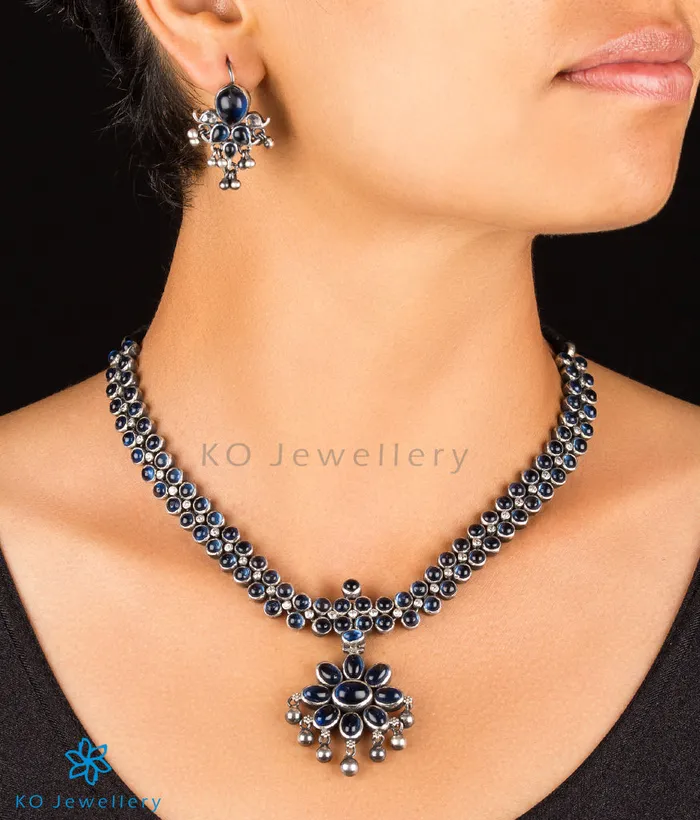 Necklaces Silversmith The Nivi Addige Silver Necklace BlueOxidised