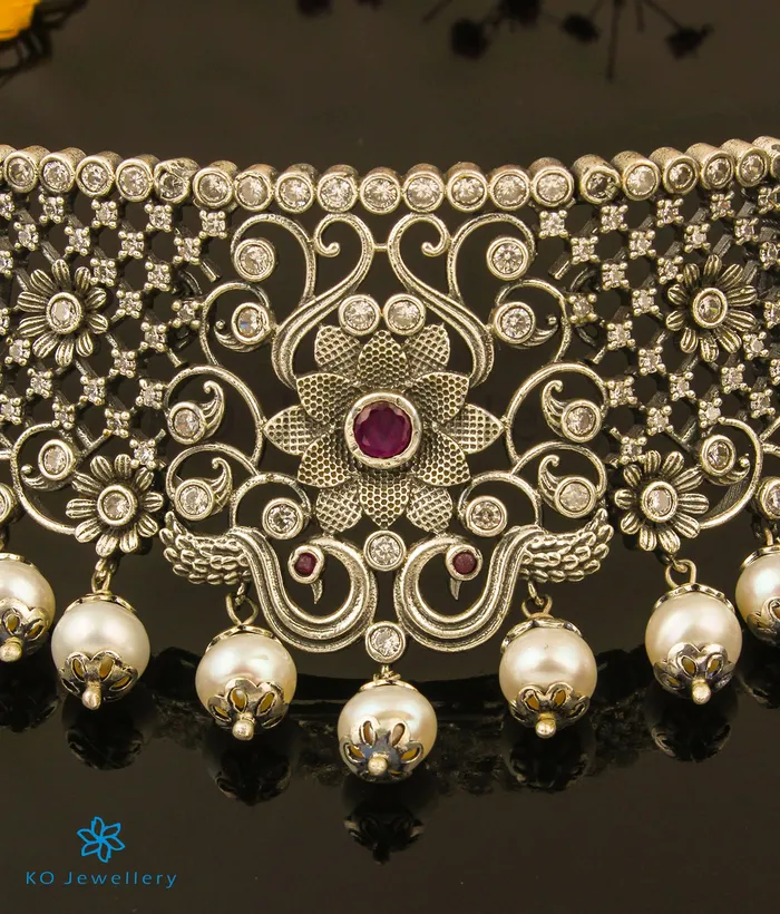 Necklaces Temple The Bhuvika Silver Pearl Choker Necklace