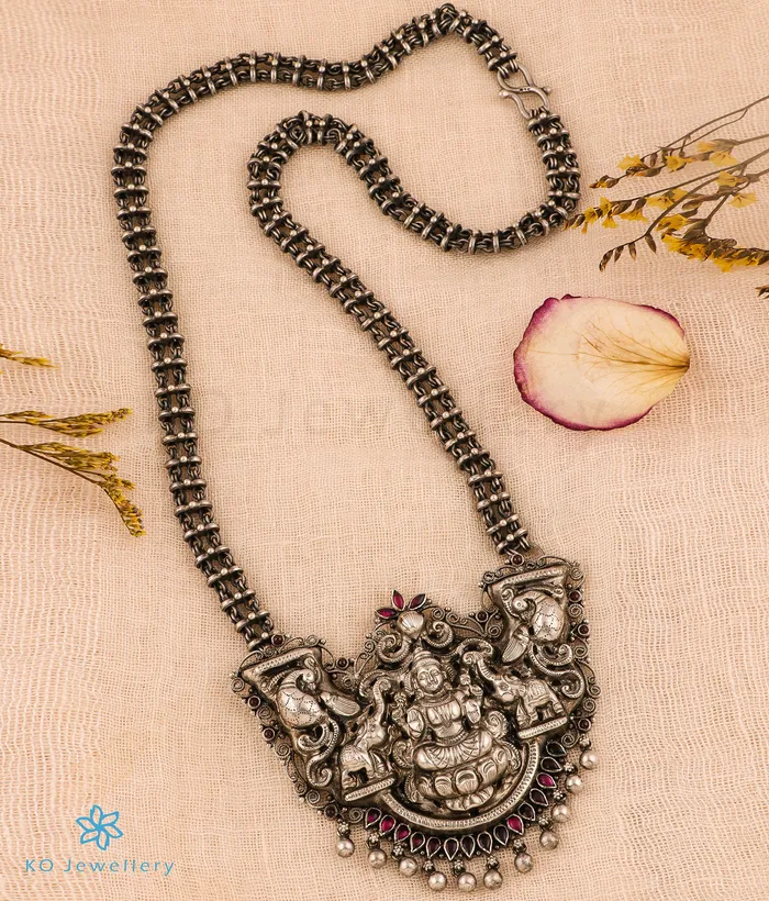 The Padmalaya Lakshmi Silver Nakkasi Chain Necklace Silversmith Necklaces The Padmalaya Lakshmi Silver Nakkasi Chain Necklace Silversmith Necklaces
