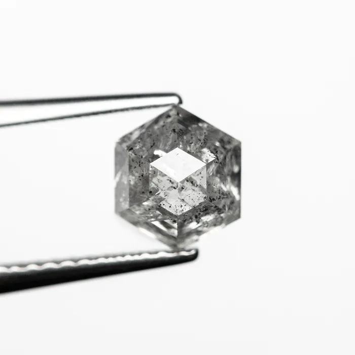 162ct 705x610x446mm Hexagon Step Cut 2396901 Misfit Diamonds Rings